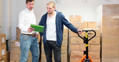 Bildung und Qualität natürlich verpackt – SRH Fernhochschule und Horn Wertheim beschließen Kooperation