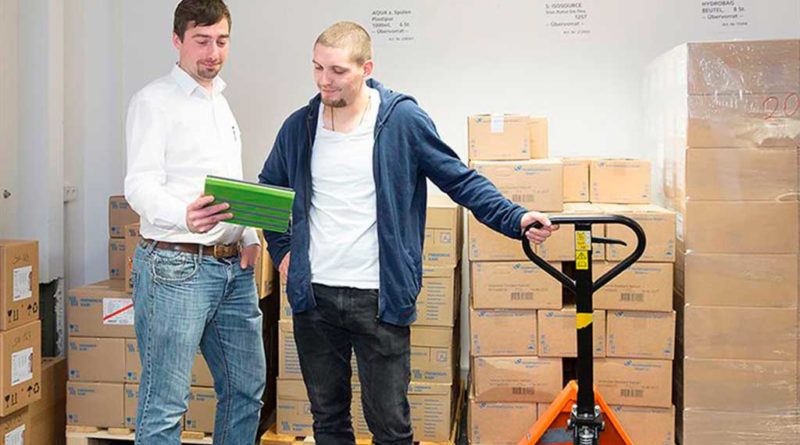 Bildung und Qualität natürlich verpackt – SRH Fernhochschule und Horn Wertheim beschließen Kooperation